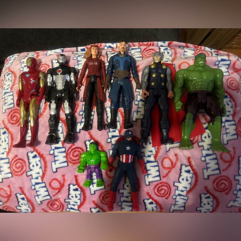 Marvel Avengers Titan Hero Series 12" Action Figure Lot of 8 (2 smaller size)